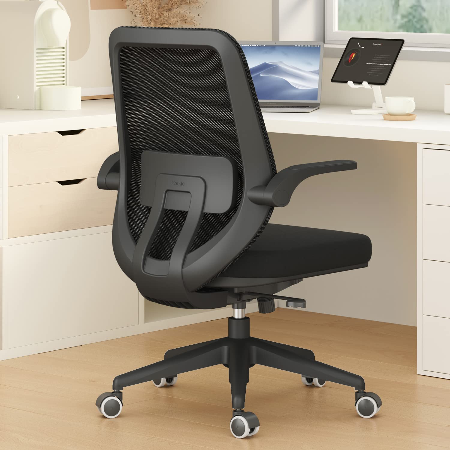 Hbada Silla de oficina Silla de escritorio giratoria Sillas cómodas para el hogar con brazos abatibles y altura ajustable